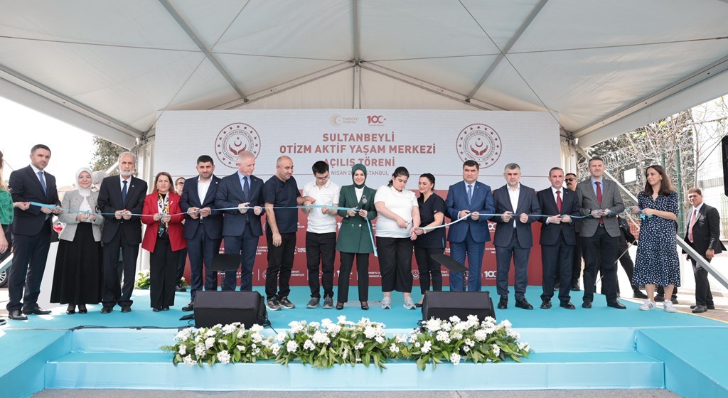 Minister Mahinur Özdemir Göktaş Realized the Opening of Sultanbeyli Autism Active Living Center